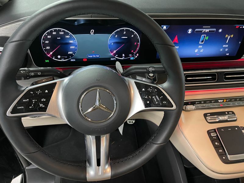 2025 Mercedes-Benz CLA V300 CDI W447 photo 7