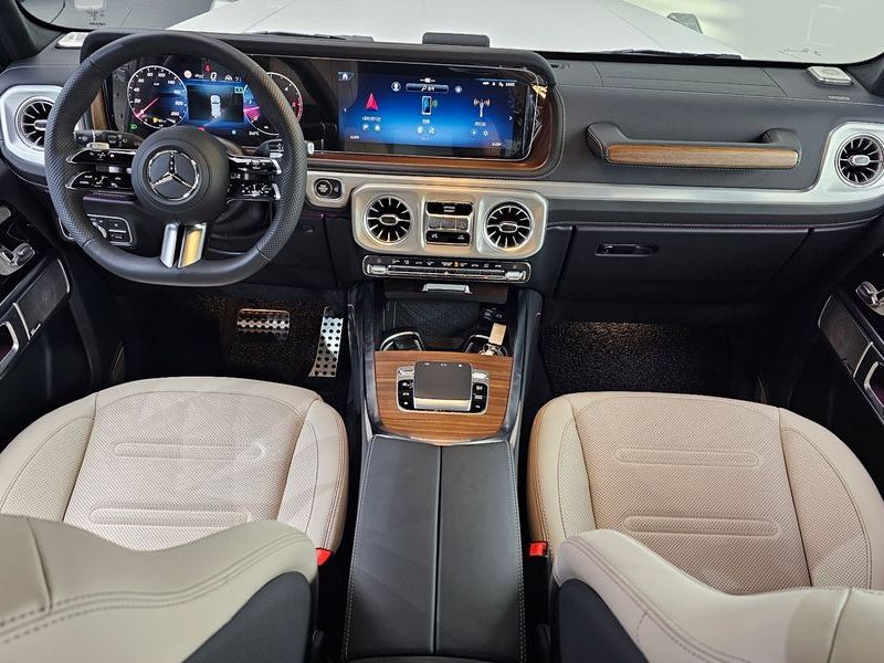 2026 Mercedes-Benz CLA G450d photo 7