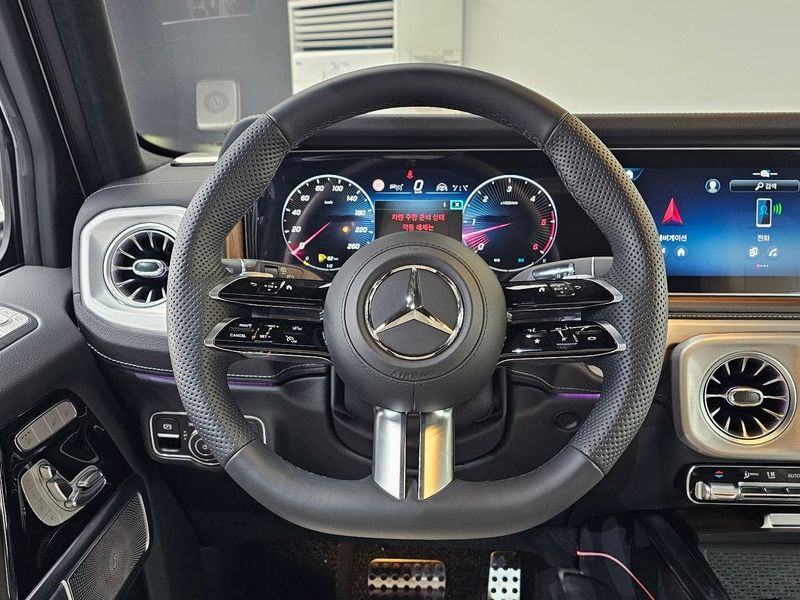 2026 Mercedes-Benz CLA G450d photo 13