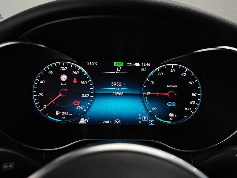 2021 Mercedes-Benz C-Class GLC300e 4MATIC Coupe photo 8
