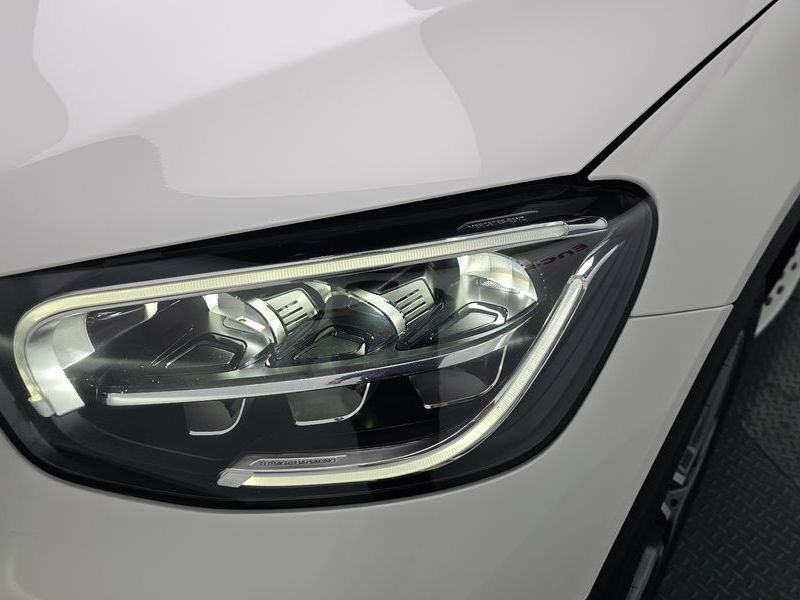 2021 Mercedes-Benz C-Class GLC300e 4MATIC Coupe photo 22