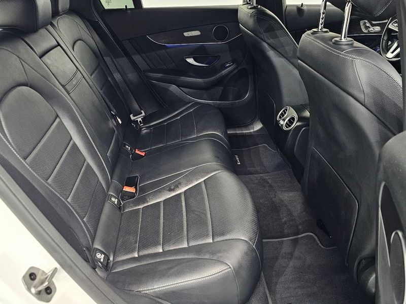 2021 Mercedes-Benz C-Class GLC300e 4MATIC Coupe photo 26