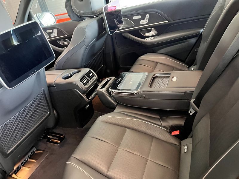 2025 Mercedes-Benz S-Class GLS580 4MATIC photo 7