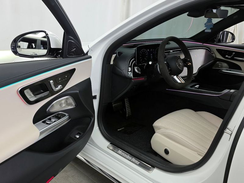 2026 Mercedes-Benz E-Class E300 4MATIC AMG Line photo 10
