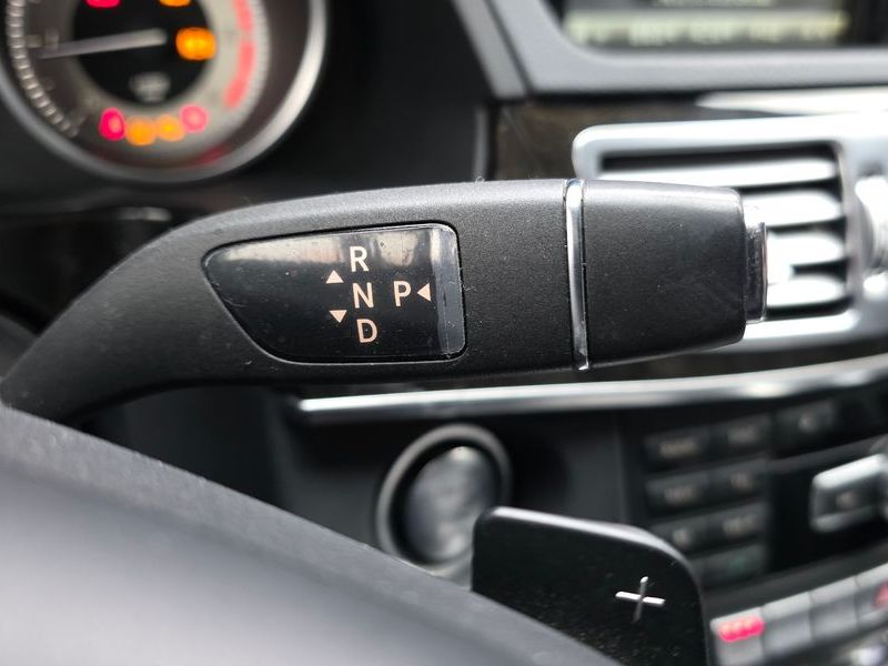 2014 Mercedes-Benz E-Class E220 CDI Avantgarde photo 9