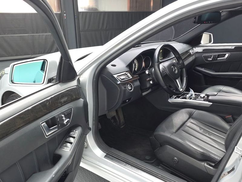 2014 Mercedes-Benz E-Class E220 CDI Avantgarde photo 10