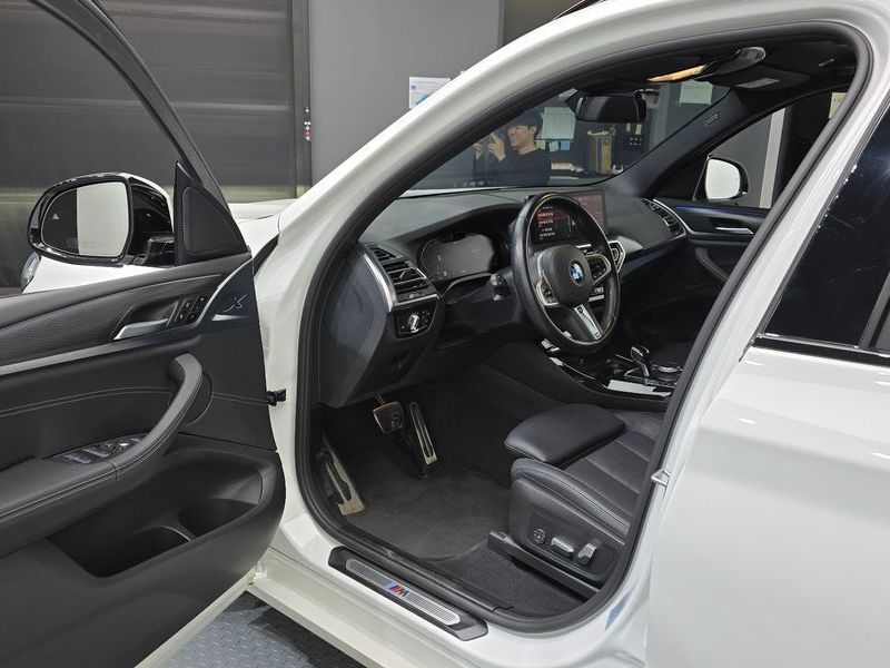 2022 BMW X3 xDrive 20i M Sport photo 10