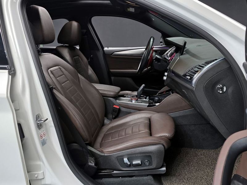 2020 BMW X4 xDrive20d M Sport photo 11
