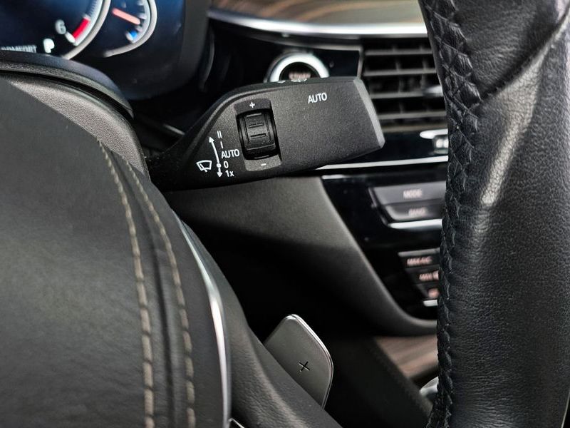 2018 BMW 5 Series 520d xDrive M Sport Package Plus photo 28