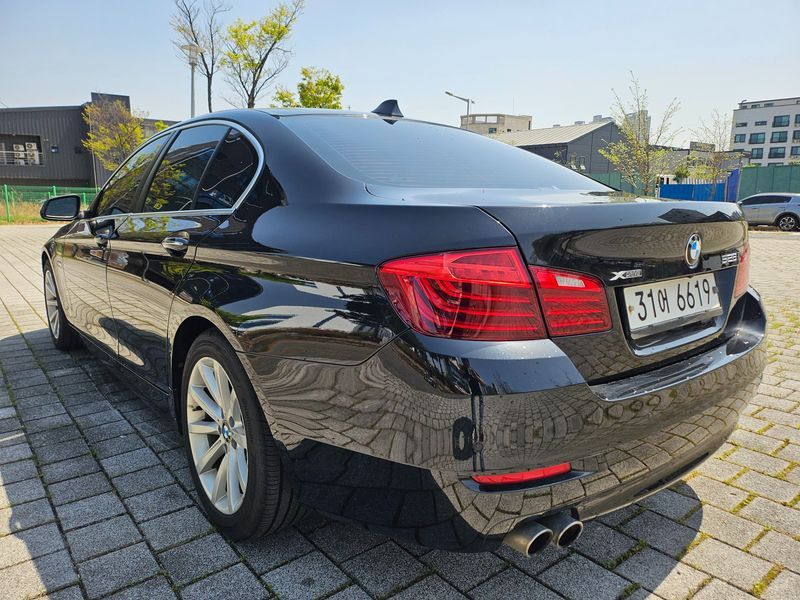 2014 BMW 5 Series 528i xDrive photo 7
