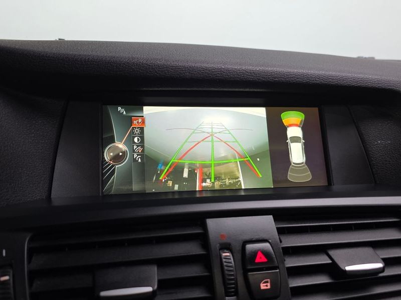 2014 BMW X3 xDrive 20d High photo 14