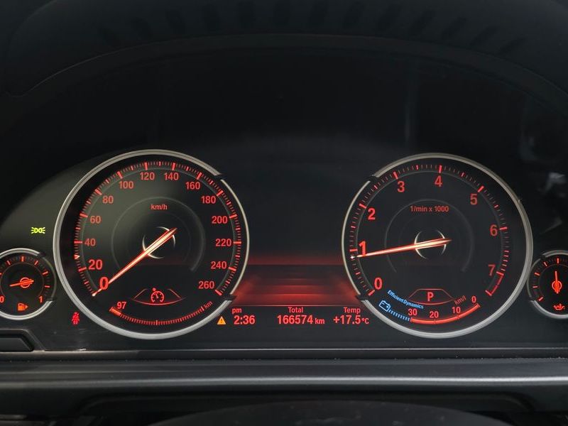 2013 BMW 5 Series 528i photo 8