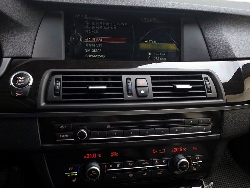 2013 BMW 5 Series 528i photo 14