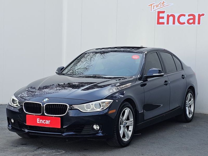 2013 BMW 3 Series 328i photo 1
