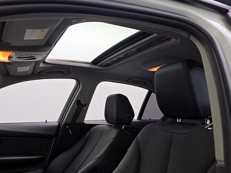 2014 BMW 3 Series 320d photo 19