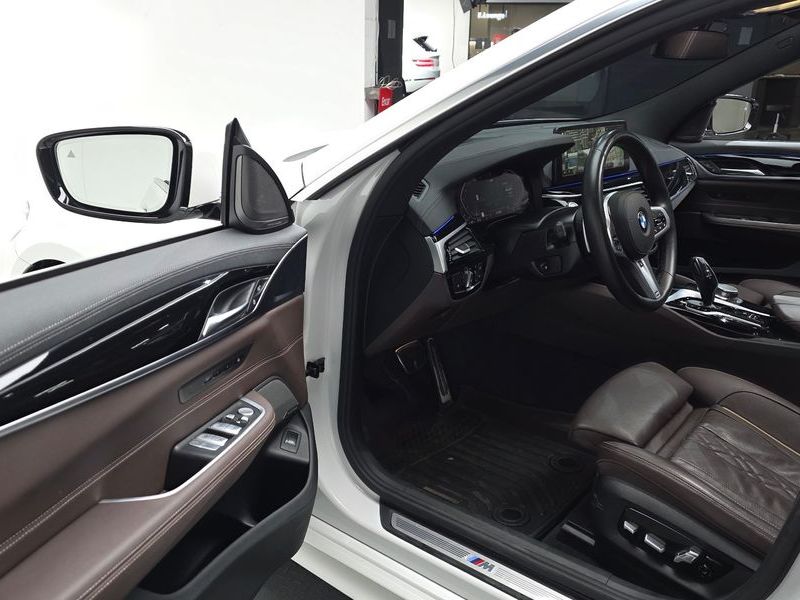 2024 BMW 6 Series 630i xDrive M Sport photo 12