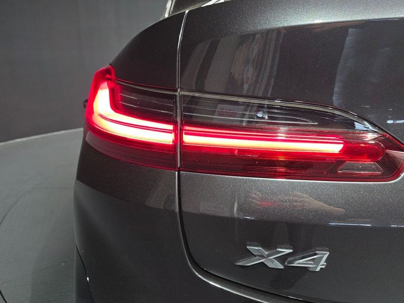 2023 BMW X4 xDrive20i M Sports Pro photo 23