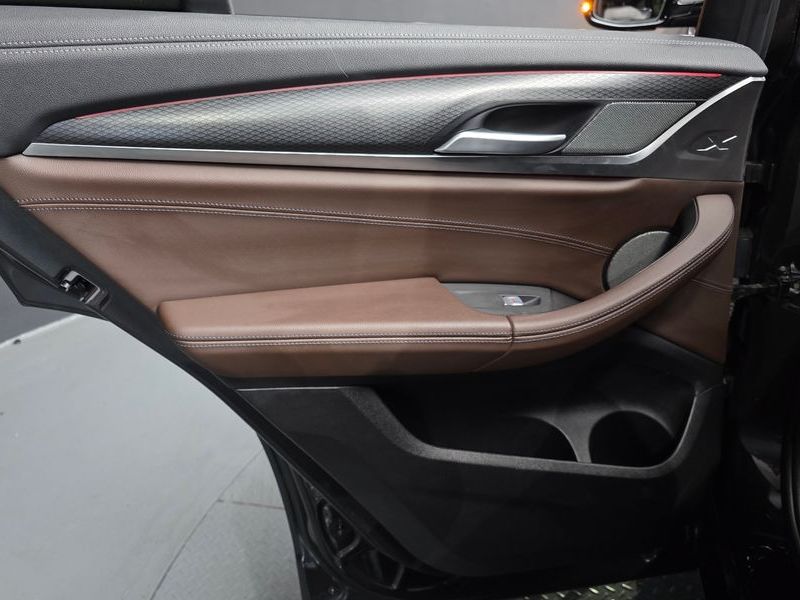 2023 BMW X4 xDrive20i M Sports Pro photo 25