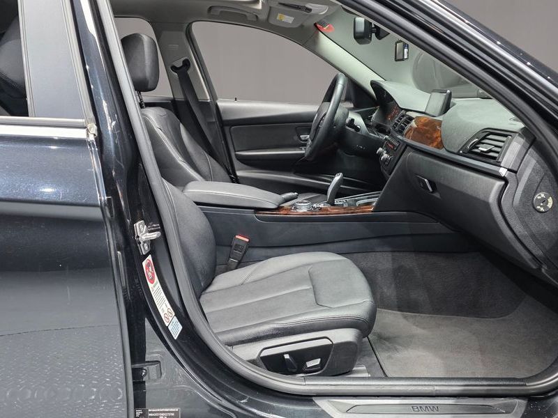 2014 BMW 3 Series 320d photo 11