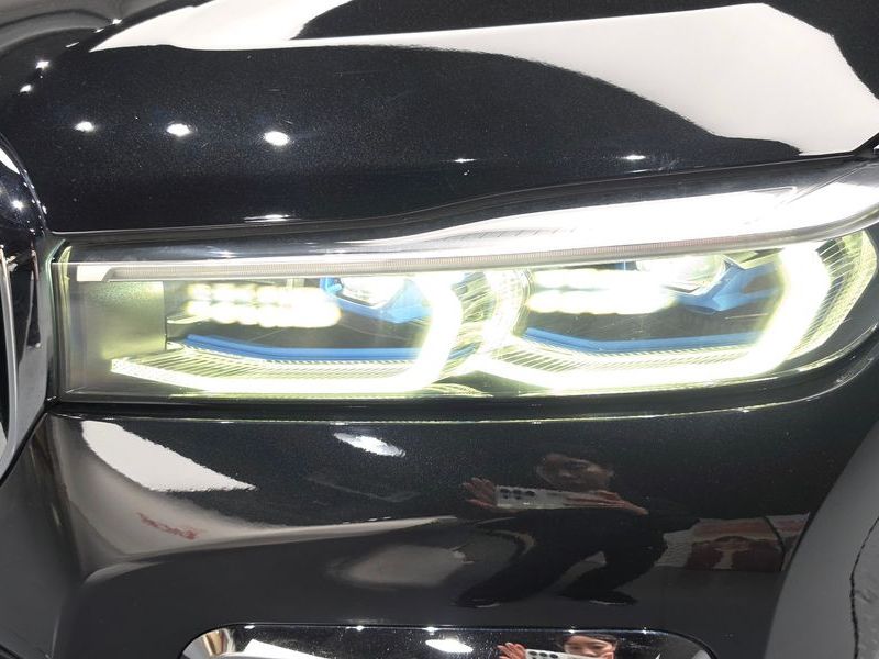 2021 BMW 7 Series 740Li xDrive M Sport Package photo 22