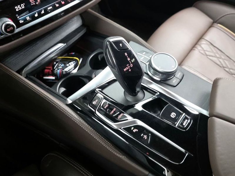 2022 BMW 6 Series 620d xDrive M Sport photo 9