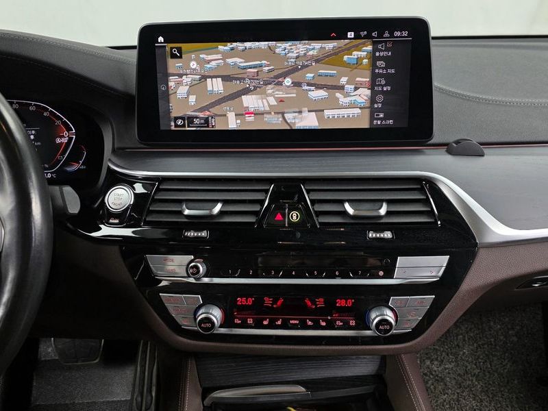 2022 BMW 6 Series 620d xDrive M Sport photo 14