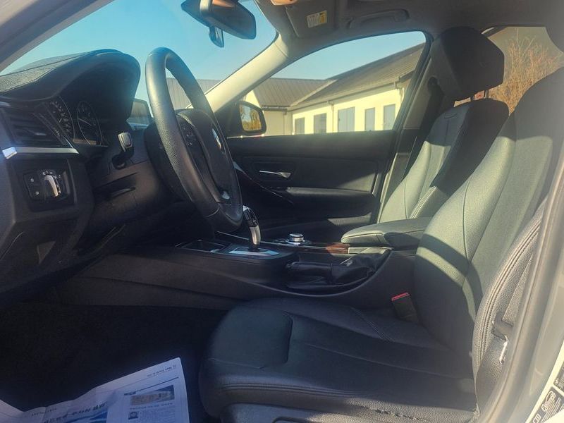 2013 BMW 3 Series 320d xDrive photo 19