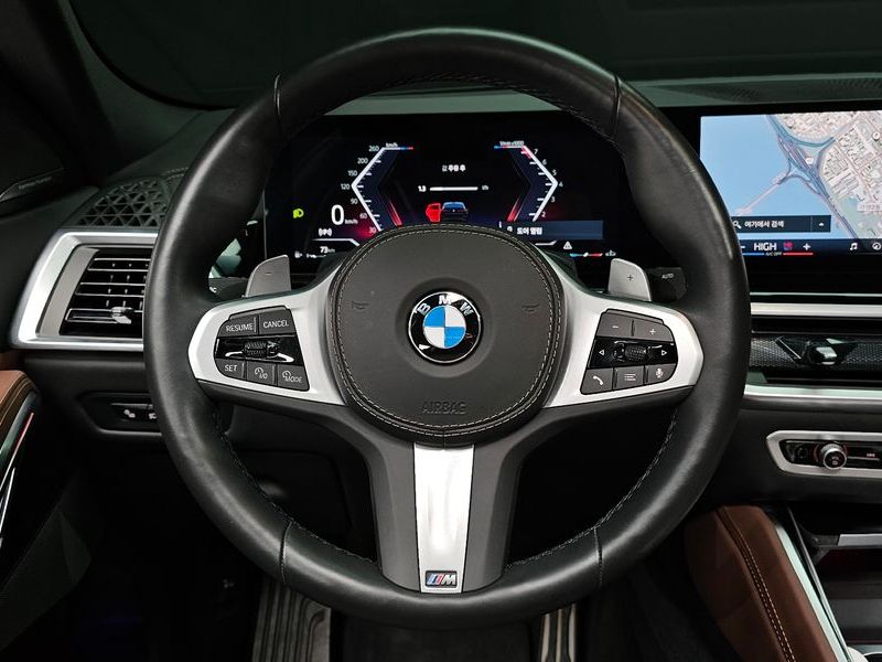 2025 BMW X6 xDrive40i M Sport photo 13