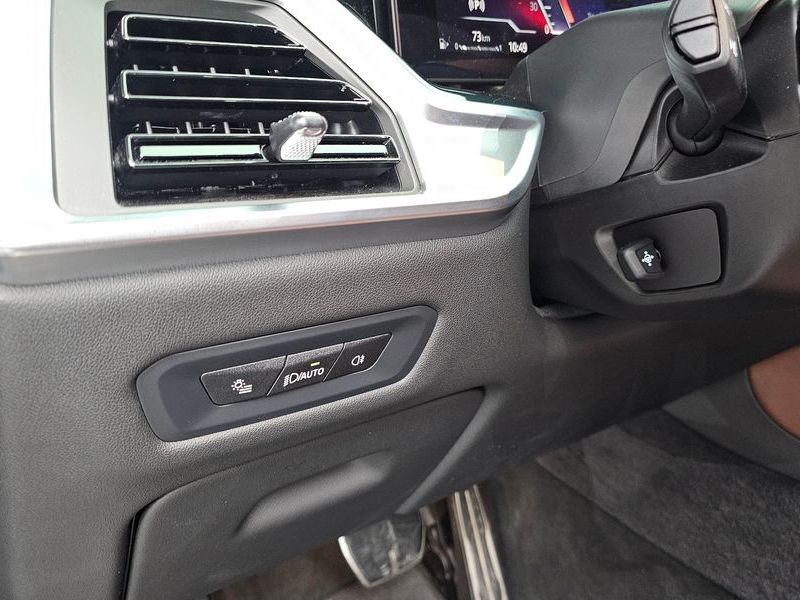 2025 BMW X6 xDrive40i M Sport photo 30