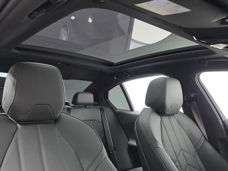2026 BMW 5 Series 520i Special Edition photo 13