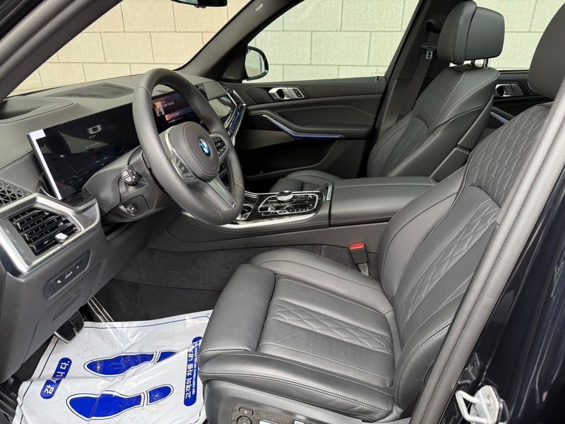 2026 BMW X5 xDrive 30d M Sport photo 16