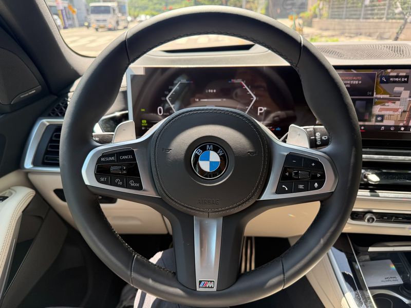 2026 BMW X5 xDrive 40d M Sport Online Exclusive Editon photo 13