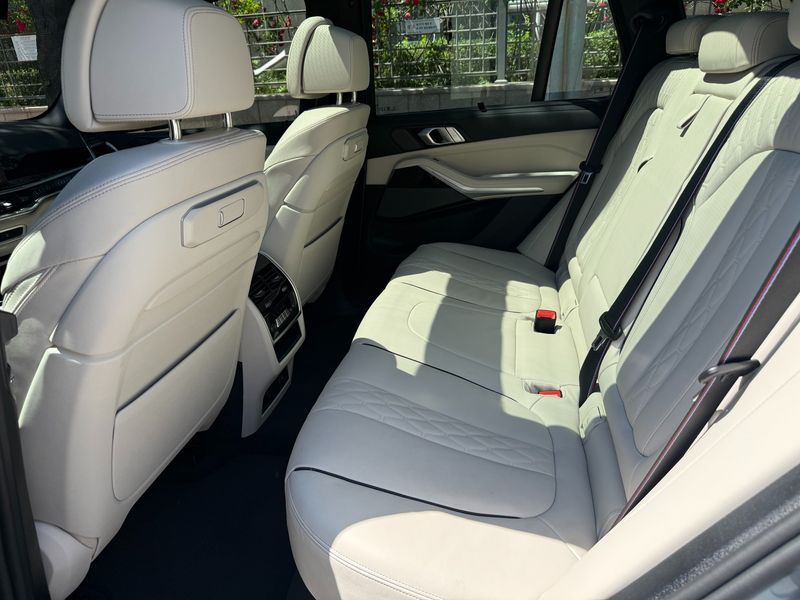 2026 BMW X5 xDrive 40d M Sport Online Exclusive Editon photo 18