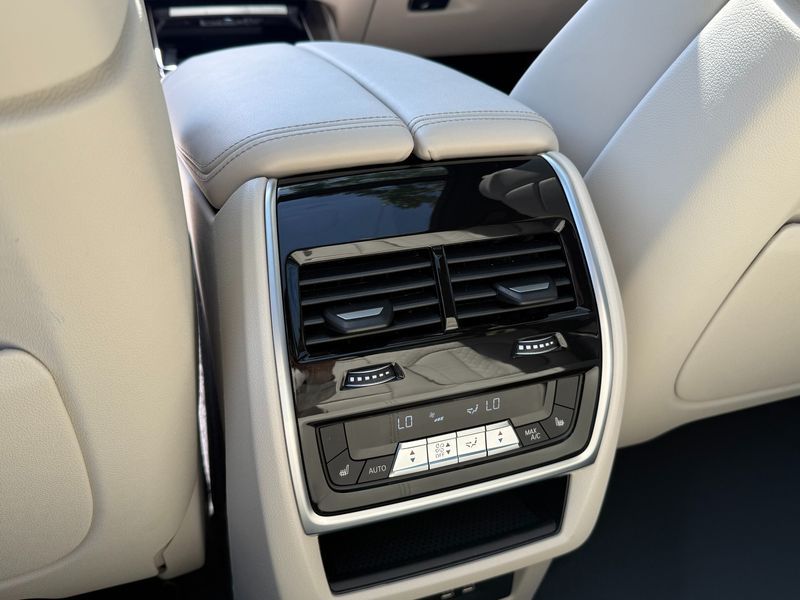 2026 BMW X5 xDrive 40d M Sport Online Exclusive Editon photo 20