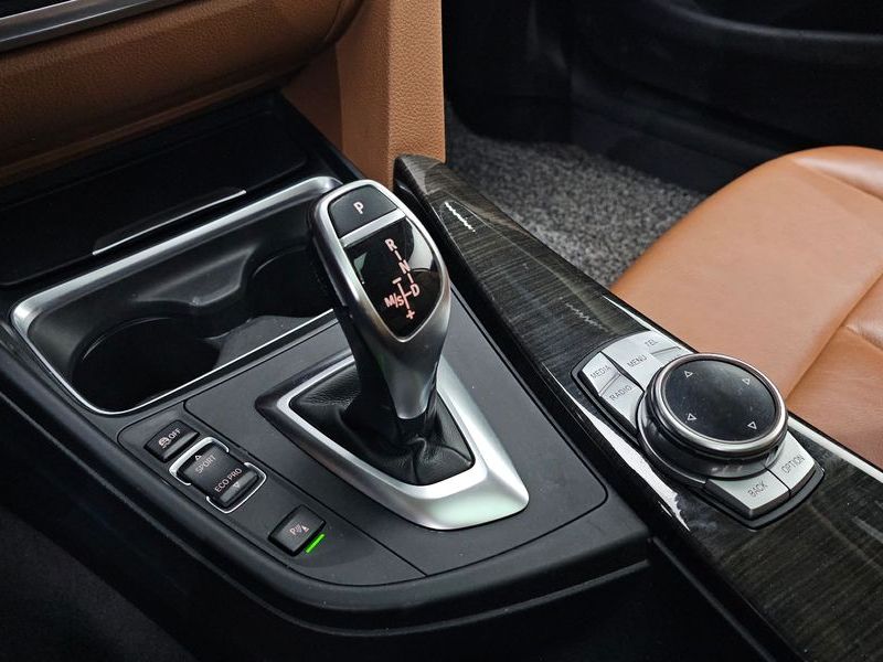 2014 BMW 4 Series 420d Luxury Coupe photo 9