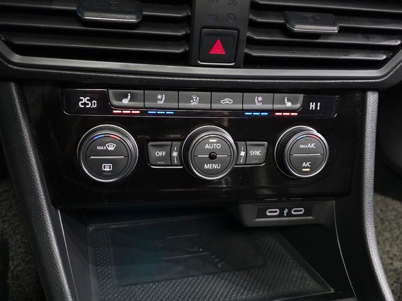 2023 Volkswagen Jetta 1.5 TSI Prestige photo 17