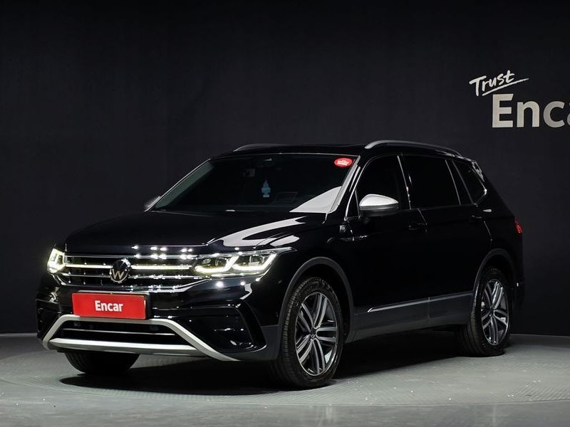 2023 Volkswagen Tiguan 2.0 TSI Prestige photo 1