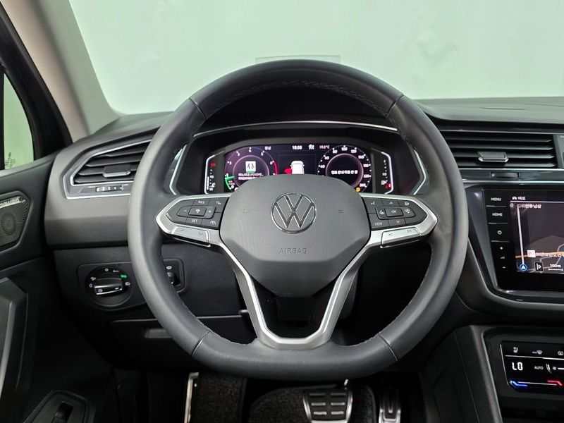 2023 Volkswagen Tiguan 2.0 TSI Prestige photo 13