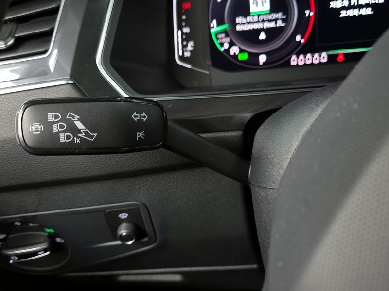 2023 Volkswagen Tiguan 2.0 TSI Prestige photo 28