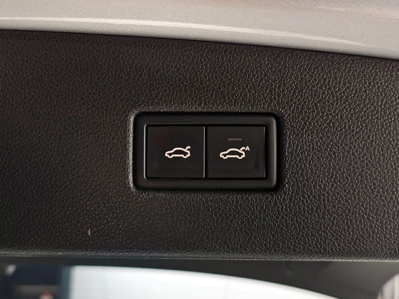 2018 Volkswagen Tiguan 2.0 TDI 4Motion Prestige photo 18