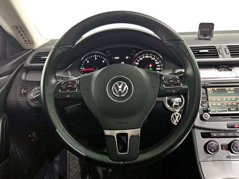 2016 Volkswagen New CC 2.0 TDI BlueMotion photo 12