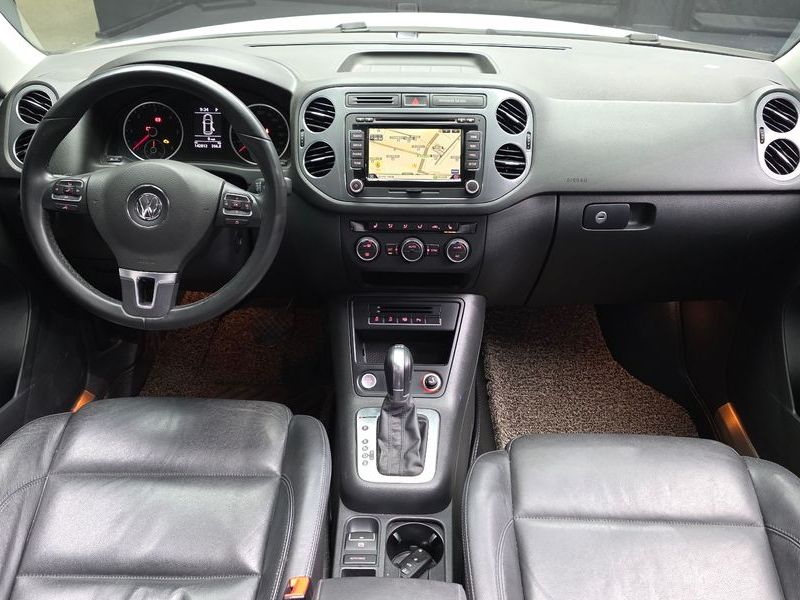 2016 Volkswagen Tiguan 2.0 TDI Premium 5N photo 7