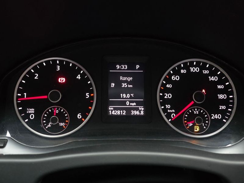 2016 Volkswagen Tiguan 2.0 TDI Premium 5N photo 8