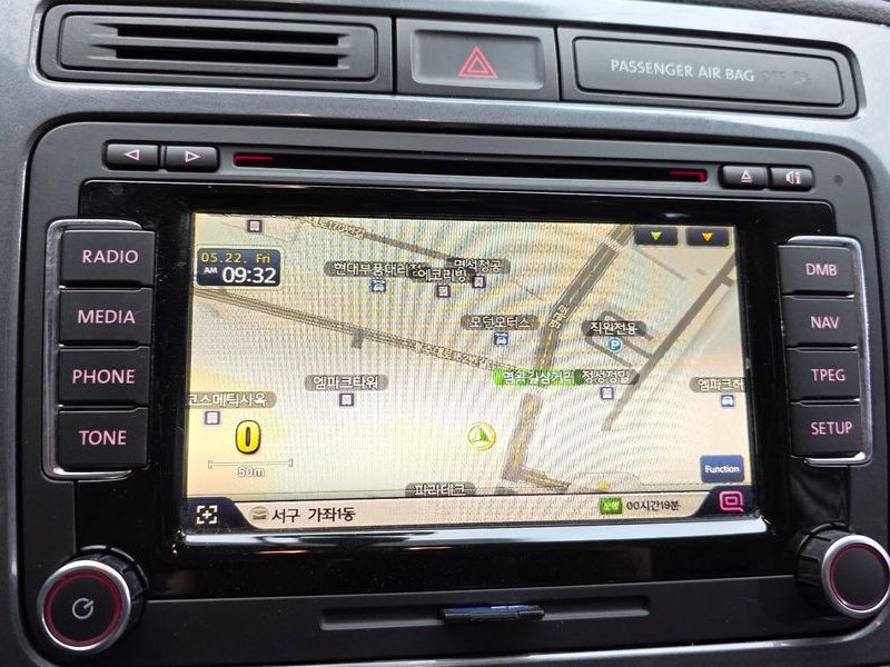 2016 Volkswagen Tiguan 2.0 TDI Premium 5N photo 14