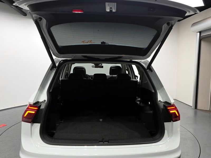 2023 Volkswagen Tiguan 2.0 TSI Prestige photo 20