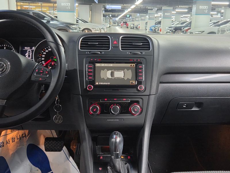 2013 Volkswagen Golf 1.6 TDI Blue Motion StyleEdition photo 15