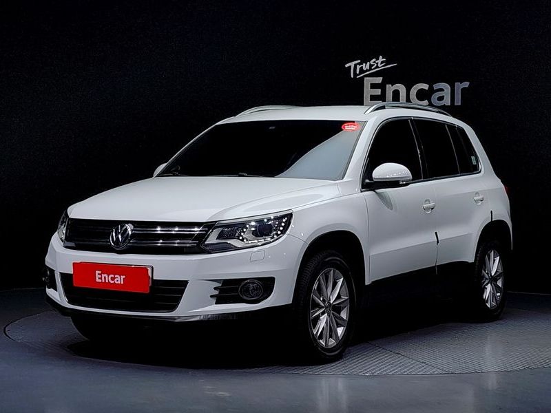 2015 Volkswagen Tiguan 2.0 TDI Comfort 5N photo 1