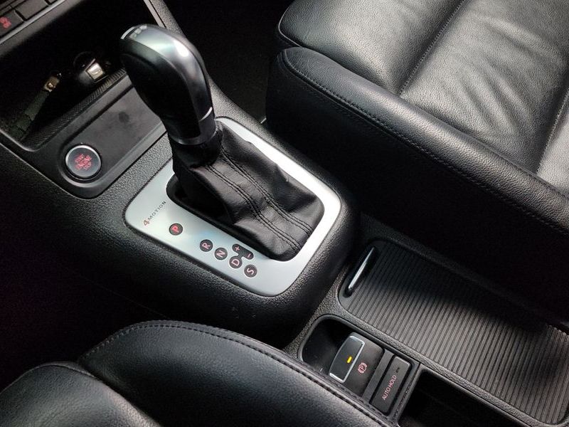 2015 Volkswagen Tiguan 2.0 TDI Comfort 5N photo 9