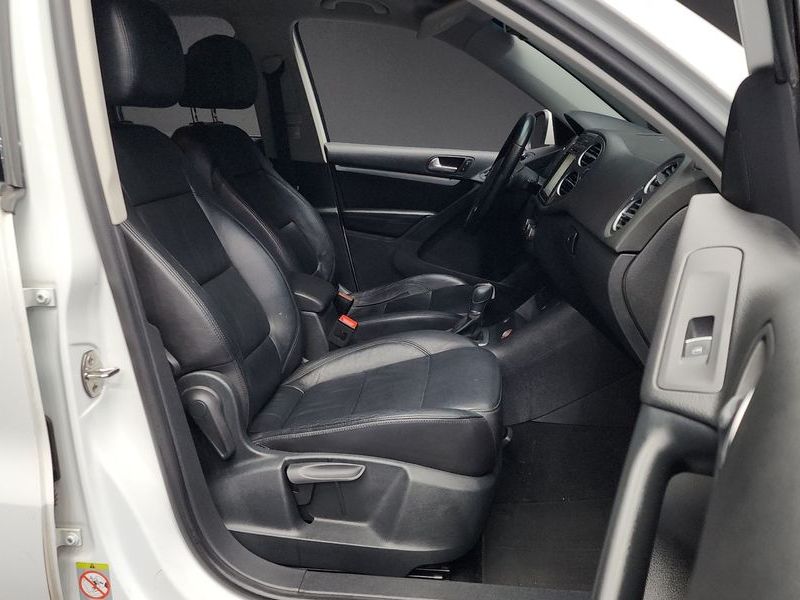 2015 Volkswagen Tiguan 2.0 TDI Comfort 5N photo 11