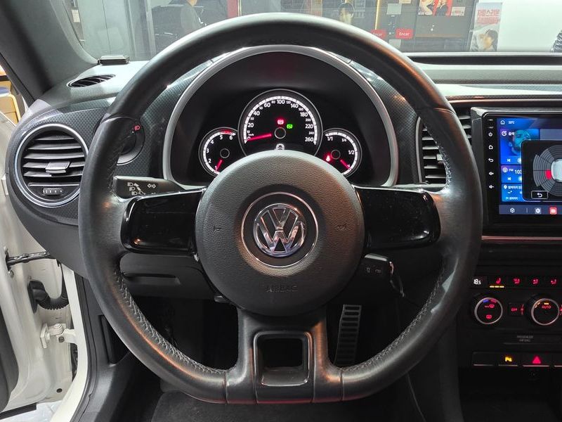 2014 Volkswagen Beetle 2.0 TDI 3rd photo 13